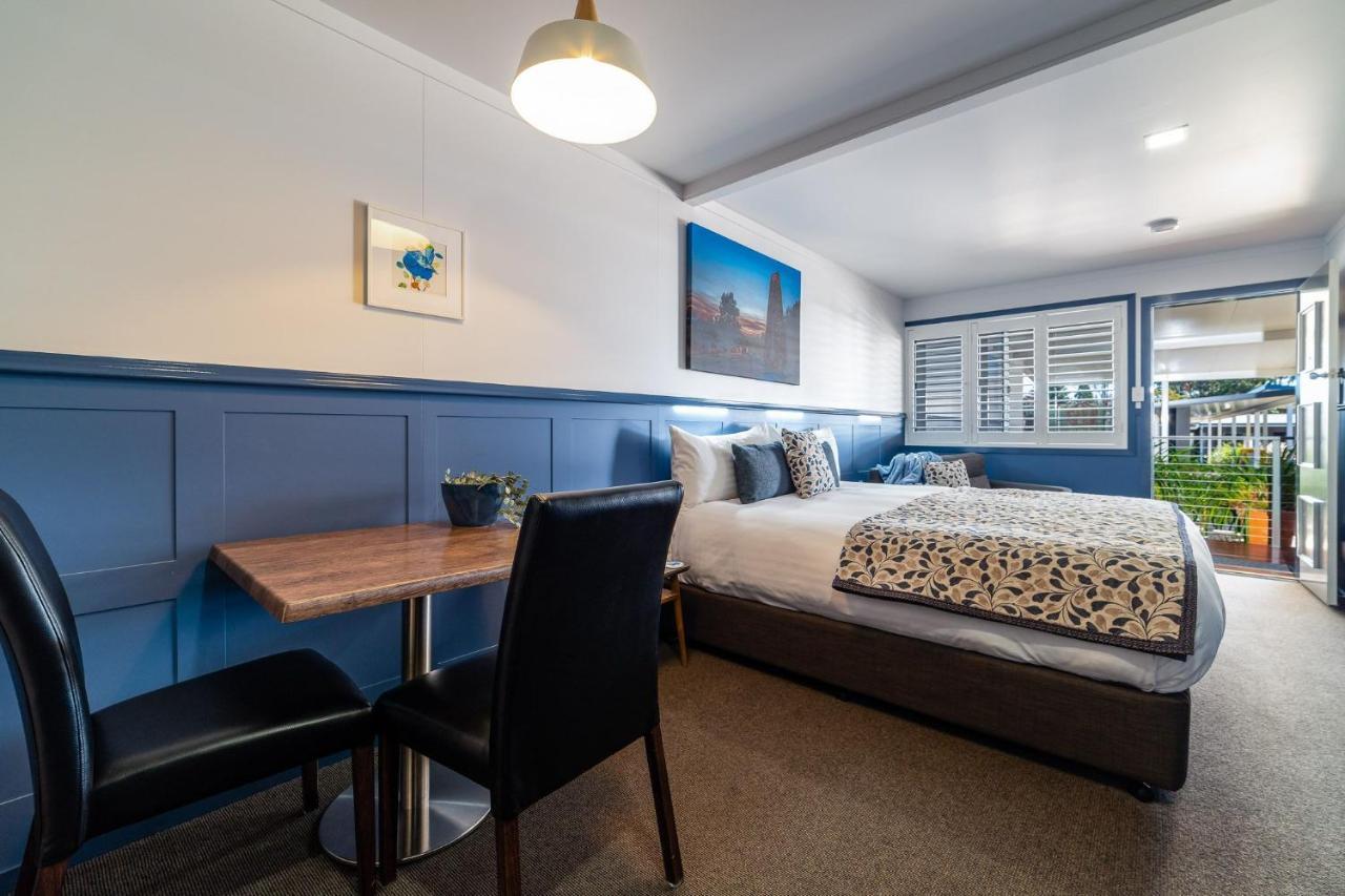 Granite Belt Motel Станторп Екстер'єр фото